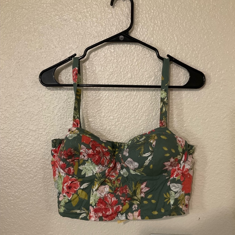 Flower crop top